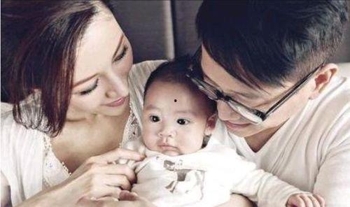 带你吃瓜亲嘴视频,带你揭秘“带你吃瓜亲嘴”视频背后的故事