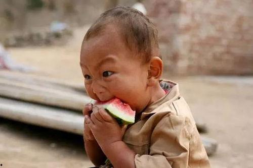 带你吃瓜老乡孩子小名,带你领略“吃瓜老乡”孩子的纯真世界