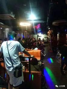 群众吃瓜表演视频