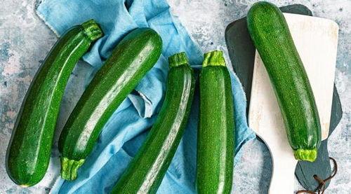 秋瓜可以吃半熟吗怎么吃,美味与健康两不误