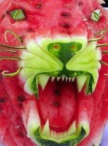 牛王吃瓜,一场跨界美食盛宴的诞生